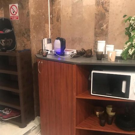 Desyatinnaya Hostel Kiev Ngoại thất bức ảnh