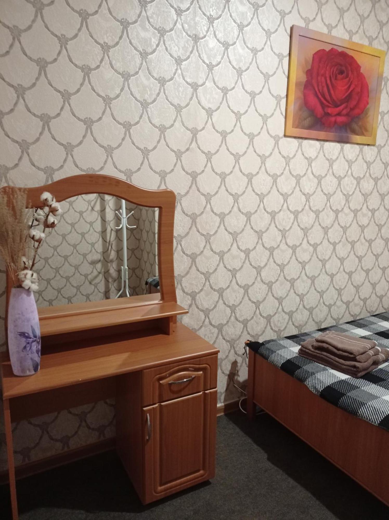 Desyatinnaya Hostel Kiev Ngoại thất bức ảnh