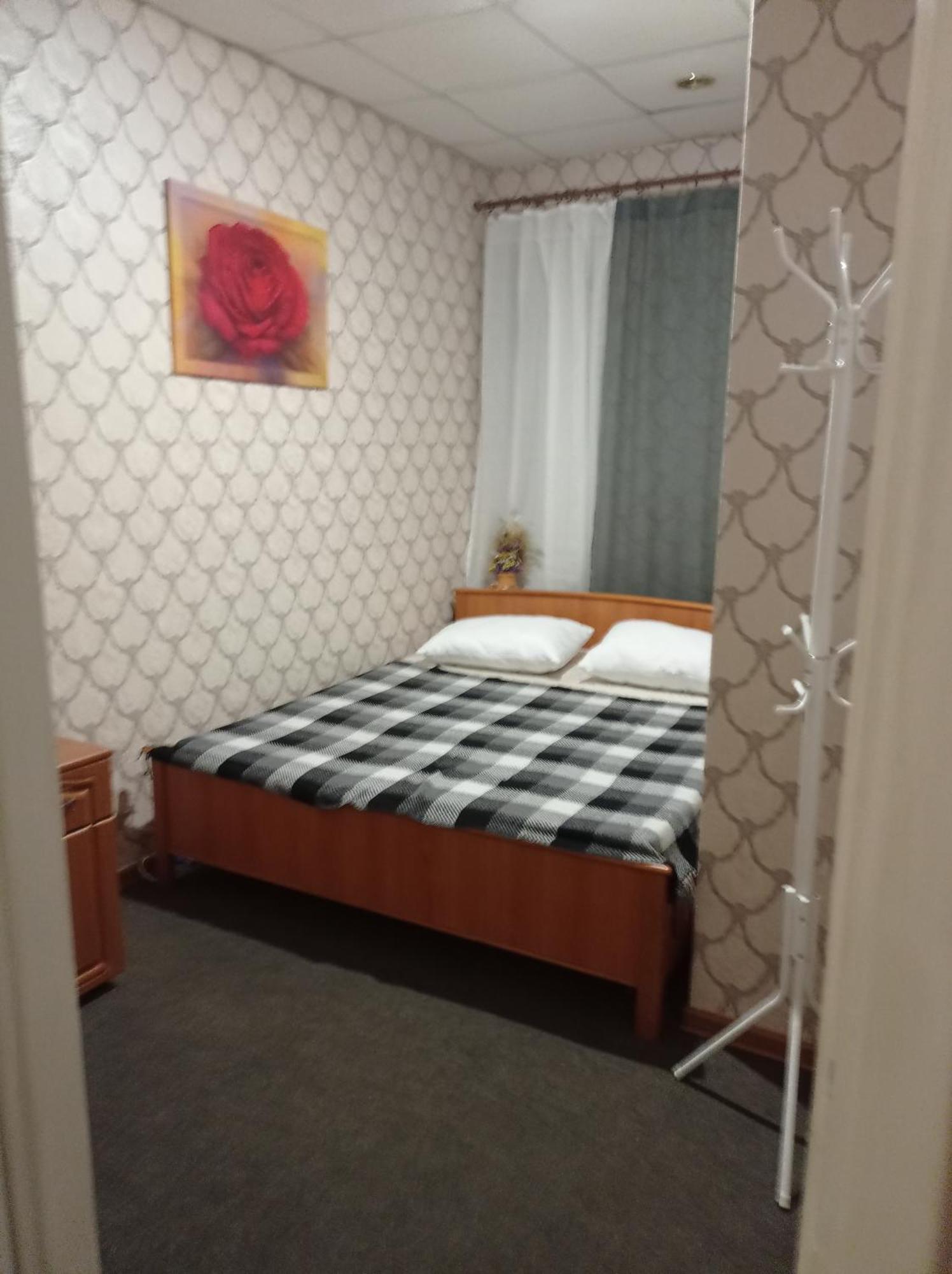 Desyatinnaya Hostel Kiev Phòng bức ảnh