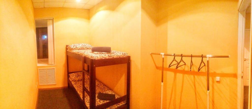 Desyatinnaya Hostel Kiev Phòng bức ảnh