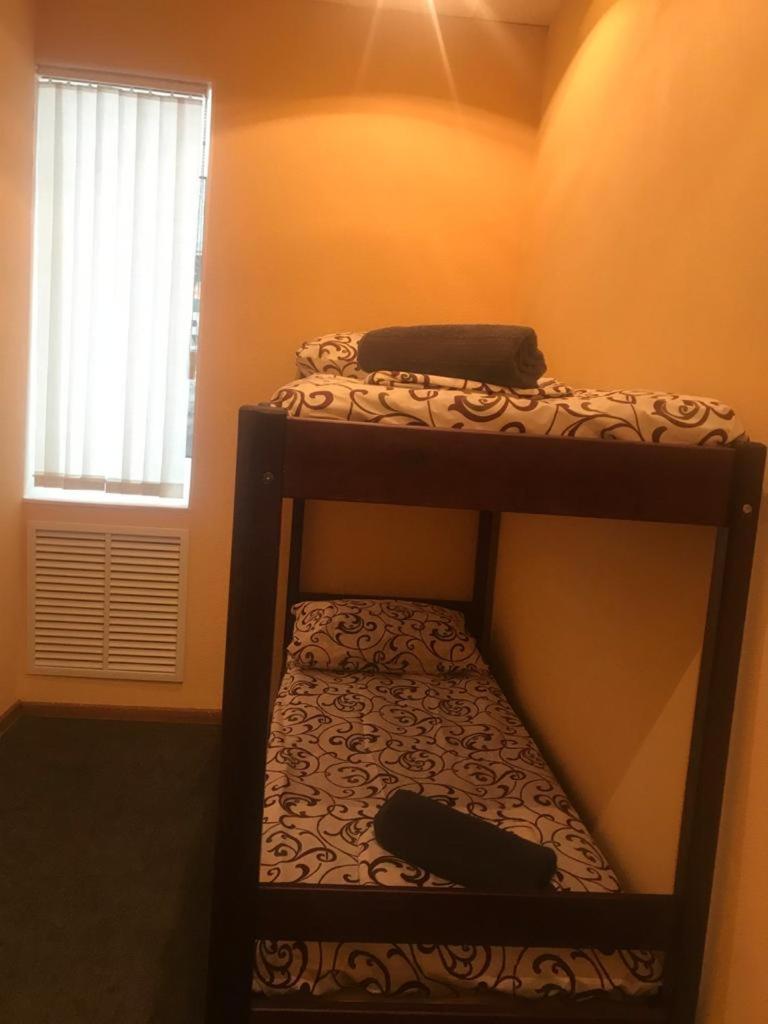 Desyatinnaya Hostel Kiev Phòng bức ảnh